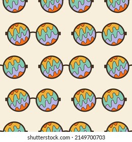 Nahtlose Vektorgrafik mit knackiger Sonnenbrille. In den 60ern, 70ern und 80ern findet man Diskohintergrund. Retro-psychedelische Brillen-Textur für Design und Druck