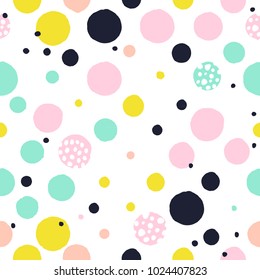 Seamless vector pattern with hand drawn dots.