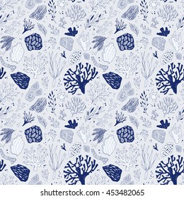 seamless vector pattern with sea life objects