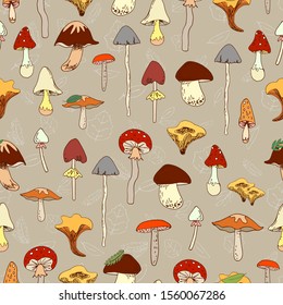 Seamless vector pattern of various edible and inedible mushrooms. Mushroom, chanterelle mushrooms, porcini mushroom, toadstool, fly agaric, leaves. Drawn by hand. Beige background