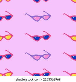 Patrón claro sin inconfundible con gafas de sol azules, amarillas y lilas sobre fondo rosa. Mínimo dibujado a mano ilustración vectorial para la cubierta de verano elegante, estuches, papel tapiz tropical, impresiones, envoltura, textil