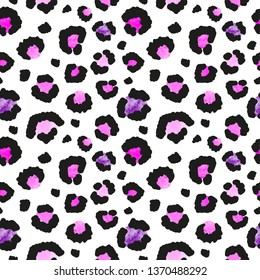 Seamless watercolor leopard pattern, endless background. animal print. vector illustration