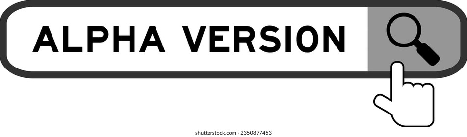 Banner in Wort-Alpha-Version mit Hand über Lupe auf weißem Hintergrund suchen
