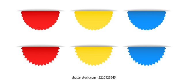 banners semicirculares de tres colores