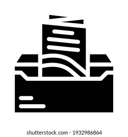 Senden von Broschüren in Umschlag per E-Mail Symbol Vektorgrafik. Briefumschlag per E-Mail senden. isoliertes Kontursymbol