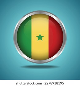 La bandera de Senegal. Redondo brillante. Marco plateado. Aislado en el fondo del degradado de color