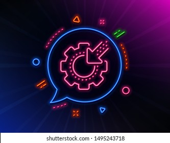 Seo gear line icon. Neon laser lights. Settings cogwheel sign. Traffic management symbol. Glow laser speech bubble. Neon lights chat bubble. Banner badge with seo gear icon. Vector