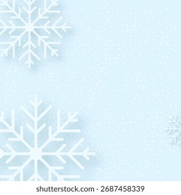 Un fondo de invierno sereno y hermoso con delicados copos de nieve blancos con sutiles sombras y una dispersión de nieve caída, todo contra un fondo azul claro suave.