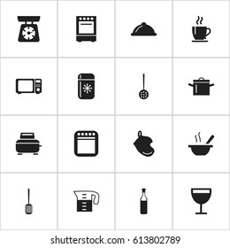 Set Of 16 Editable Cooking Icons. Includes Symbols Such As Strainer, Potholder, Fridge And More. Can Be Used For Web, Mobile, UI And Infographic Design.