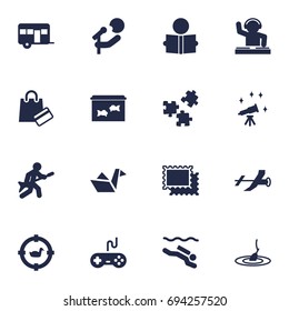 Set Of 16 Entertainment Icons Set.Collection Of Target, Telescope, Playing And Other Elements.