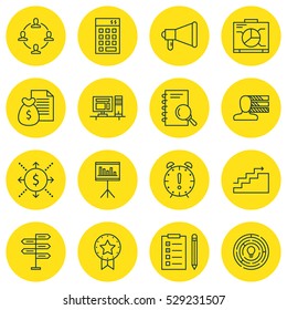 Set Of 16 Project Management Icons. Can Be Used For Web, Mobile, UI And Infographic Design. Includes Elements Such As Collaboration, Report, Present Badge And More.