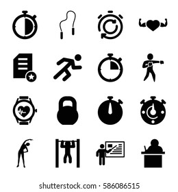 Conjunto de 16 íconos rellenos de entrenamiento como el ejercicio, corazón con músculos, barra   endurecer, arruinar, correr, ver el corazón, karate, saltar la cuerda, maestro
