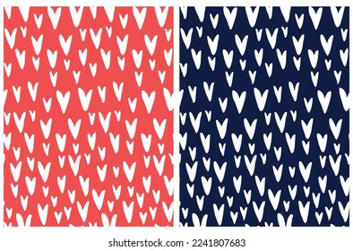 Conjunto de 2 patrones vectoriales románticos sin mar con corazones dibujados a mano blanca aislados en un fondo rojo y azul oscuro. Impresión irregular simple de garabatos con corazón a mano alzada ideal para tela, papel envuelto.