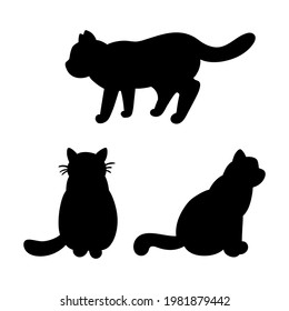 Conjunto de 3 siluetas o formas de gato negro, en diferentes poses. Ilustración vectorial aislada en fondo blanco.