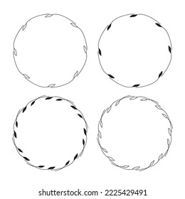 Conjunto de 4 coronas elásticas dibujadas a mano aisladas en fondo blanco, vector. Marco de contorno y silueta con hojas. Estilo Doodle.Colección de marcos de monograma floral.