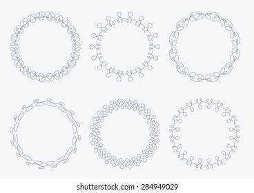 Set of 6 very simple round frames with fully editable stroke width