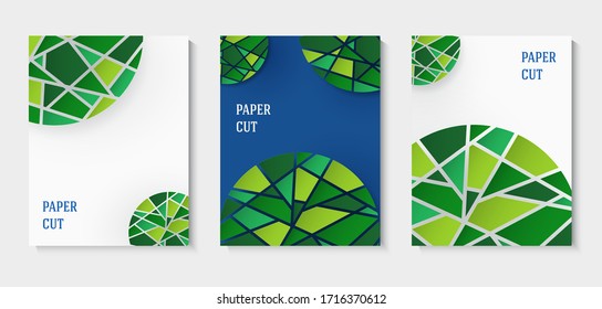 Conjunto de fondos abstractos en blanco y azul en estilo de papel. Afiche con elementos de mosaico verde. Colocar texto. Ilustración del vector