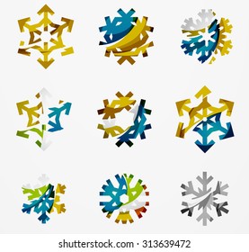 Conjunto de íconos abstractos coloridos del logo del copo de nieve, conceptos de invierno, diseño geométrico moderno y limpio. Creado con líneas abstractas transparentes
