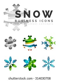 Conjunto de íconos abstractos coloridos del logo del copo de nieve, conceptos de invierno, diseño geométrico moderno y limpio. Creado con líneas abstractas transparentes