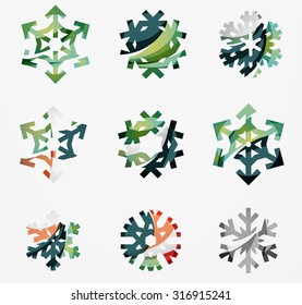Set von abstrakten farbenfrohen Snowflake Logo Symbole, Winterkonzepte, sauberes modernes geometrisches Design. Mit transparenten abstrakten Linien erstellt