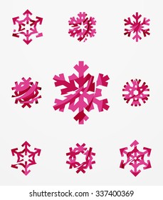 Conjunto de íconos abstractos coloridos del logo del copo de nieve, conceptos de invierno, diseño geométrico moderno y limpio. Creado con líneas abstractas transparentes