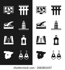 Torre Agbar, jamón español, arte fotográfico, acueducto de Segovia, Gate Europe, Orujo, Earrings e icono de Map Spain. Vector