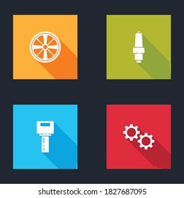 Set Alloy-Rad, Auto-Funken-Stecker, Taste mit Fernbedienung und Getriebe-Symbol. Vektorgrafik.