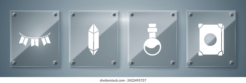 Coloca el libro de magia Antiguo, Botella con poción amorosa, Piedra mágica y garland de carnaval con banderas. Paneles de vidrio cuadrado. Vector