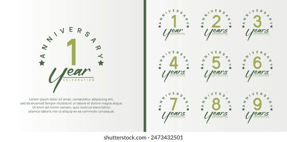 conjunto de logotipo de aniversario número de color verde plano y texto verde oscuro sobre fondo blanco para la celebración