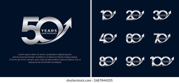 Conjunto de logotipo de aniversario de color plateado plano sobre fondo azul oscuro para el momento de la celebración