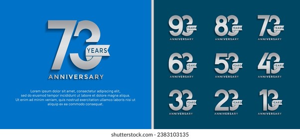 conjunto de estilos de logo de aniversario color plateado sobre fondo azul para un momento especial