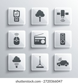 Definir Antena, sistema de Smart car, Controle remoto, Rádio, Conexão de rede em nuvem, Mouse de computador sem fio, Walkie talkie e ícone de satélite. Vetor
