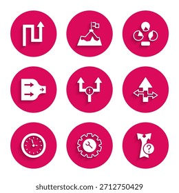 Fije la flecha, la llave y el engranaje, el reloj, la infografía y el icono del gráfico circular. Vector