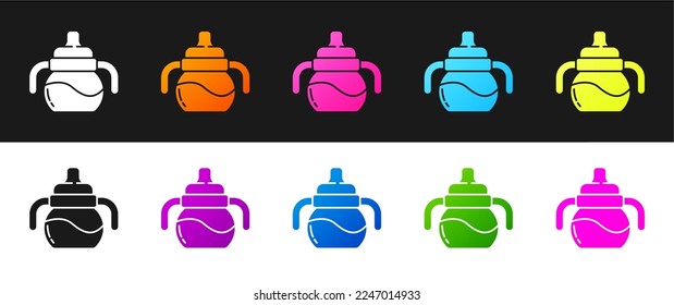 Coloque el icono de la botella de bebé aislado sobre fondo blanco y negro. Icono del frasco de alimentación. Señal de botella de leche.  Vector