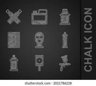 Ponga Balaclava, el capuchón de boquilla de la lata de spray, la pistola de pintura, el cuaderno de espiral, la pintura, el gouache, el tarro, el tinte y el icono de la pluma de marcador. Vector