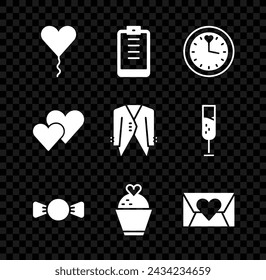 Conjunto de globo en forma de corazón, Portapapeles con lista de verificación, reloj, corbata de lazo, pastel de bodas, sobre de San Valentín, corazón y traje icono. Vector