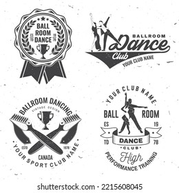 Juego de logotipos del club deportivo de baile Ballroom, diseño de insignias. Concepto de camisa o logotipo, impresión, sello o tee. Pegatina deportiva de danza con zapatos para bailar en salón de baile, silueta de hombre y mujer. Vector.