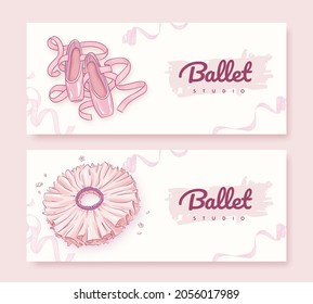 Juego de banners para el estudio de ballet. Ilustración dibujada a mano de zapatos de ballet, tutu y cintas