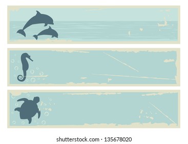 Set of  banners with a dolphin, turtle and seahorse. Retro style.