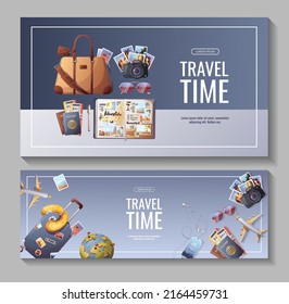 Banners para viajes, turismo, aventura, viaje. Maleta, avión y globo, cámara, bolso de viaje, diario de viajes, pasaporte y boletos. Ilustración vectorial, volante, portada, plantilla de banner.