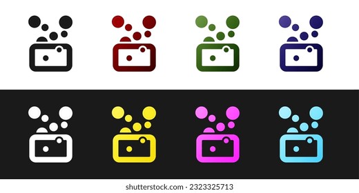 Ajuste el icono de la barra de jabón aislado en fondo blanco y negro. Barra de jabón con burbujas.  Vector