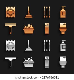 Colocar cuenca con suds de jabón, frasco de champú, tazón de inodoro, espuma de gel de oso, Limpiador de caucho, Tosque de algodón para orejas, Paquete de preservativos, sexo seguro e ícono de émbolo. Vector
