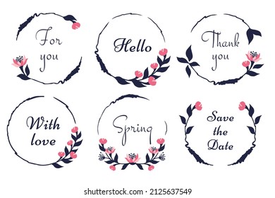 Conjunto de hermosos marcos florales decorativos. Moderno y delicado diseño de líneas esquemáticas y flores para tarjetas de felicitación, invitación a la boda, industria de la belleza, logotipo, cosméticos. Ilustración del vector