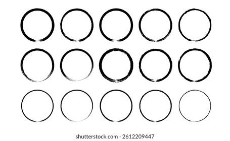 Set of black circles grunge frames. brush circles in line art style. dirty borders. round frame set. grunge texture. vector illustration