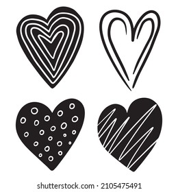 Conjunto de corazones de Doodle dibujados a mano negra, texturados.
