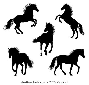 Set von schwarzen Pferd Silhouetten in dynamischen Lauf-und Aufzucht Posen. Umreißen Sie wilde Tiere auf weiß. Vektor Pferde Formen für 2026 Jahr des Pferdes. Sternzeichen für Logo, Dekoration, Druck, Design