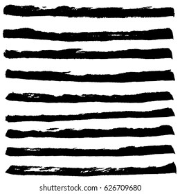 Satz von horizontalen, handgezeichneten Pinseln mit schwarzer Tinte. Abstrakte, isolierte Grunge-Linien oder Streifen. Vektorgrafik.