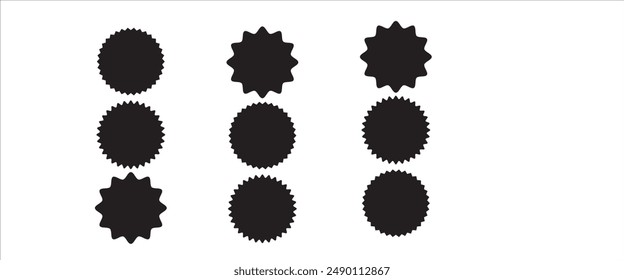 Conjunto de estrellas negras, insignias vacías de rayos de sol. Elementos de diseño con fondo blanco.