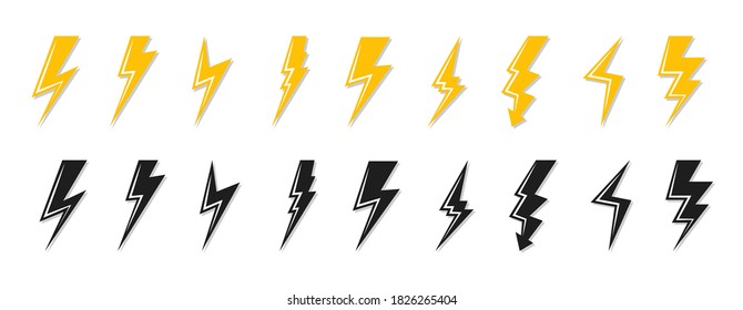 Juego de iconos de rayo negro y amarillo. Emblema de flash de plantilla brillante choque. Señal de ataque eléctrico o símbolo de energía y trueno de electricidad. Voltaje del logotipo, velocidad de potencia Isolación de la ilustración vectorial