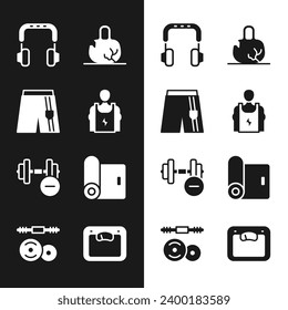 Set Bodybuilder, Short or pantalones, Auriculares, peso roto, Dumbbell, Fitness mat roll, báscula de baño e icono de Barbell. Vector